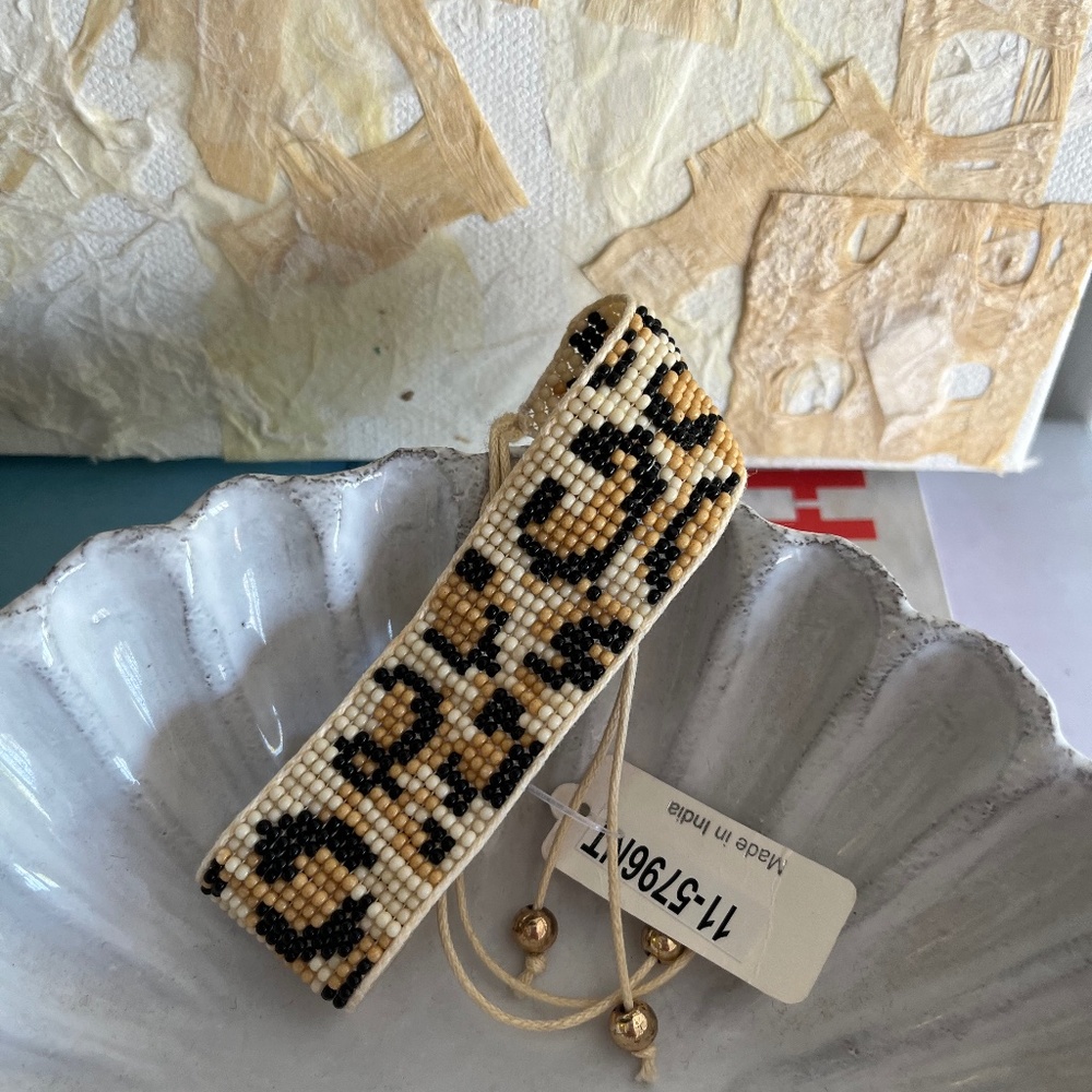 🍀2/$10 Animal Print Beaded Adjustable Bracelet NWT